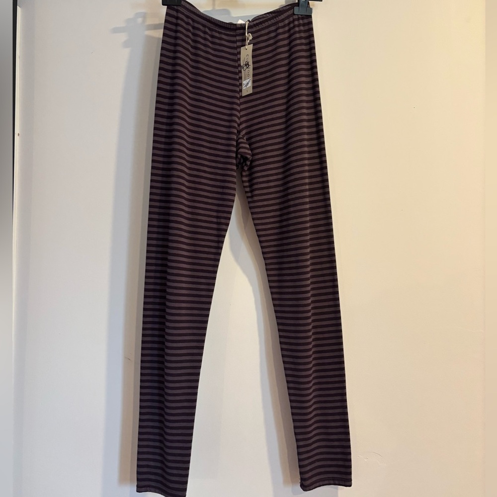 Cut Loose Striped Purple Leggings